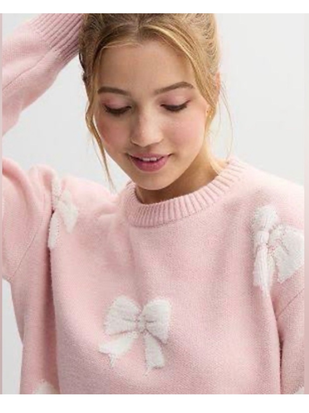 Harper and Ivy Pink and White Bow Cropped Sweater